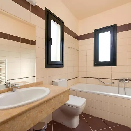 Dimitra Springs By Kolímbia